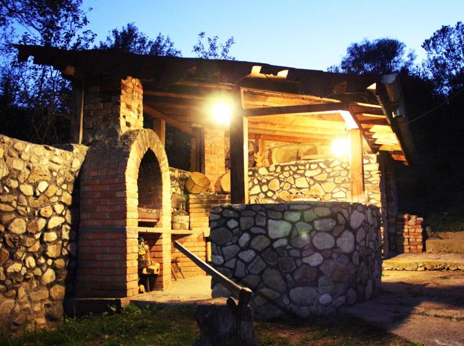 Conacul Grecului 1 Guest House Ilovita Exterior foto